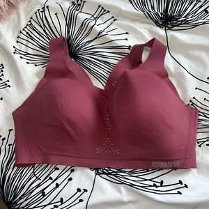 Victoria Sport Sports Bra